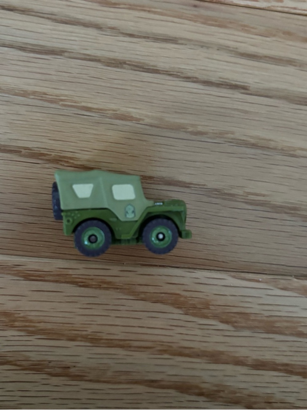 Disney Pixar Cars Mini Adventures - Sarge - Picture 3 of 4